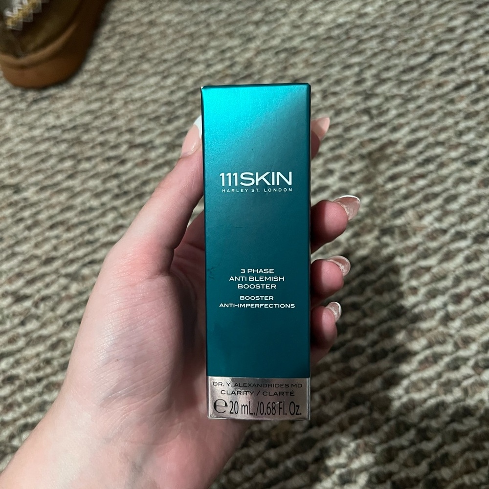 111SKIN Teal and Silver Booster